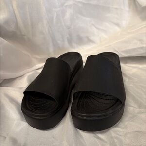 Crocs Black Slip-On Platform Slides